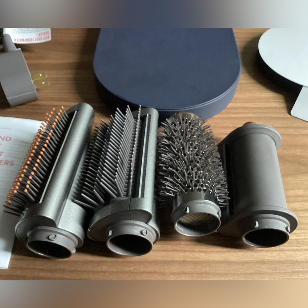 Dyson Airwrap Multi-Styler Complete Long x1 - Picture 4 of 8